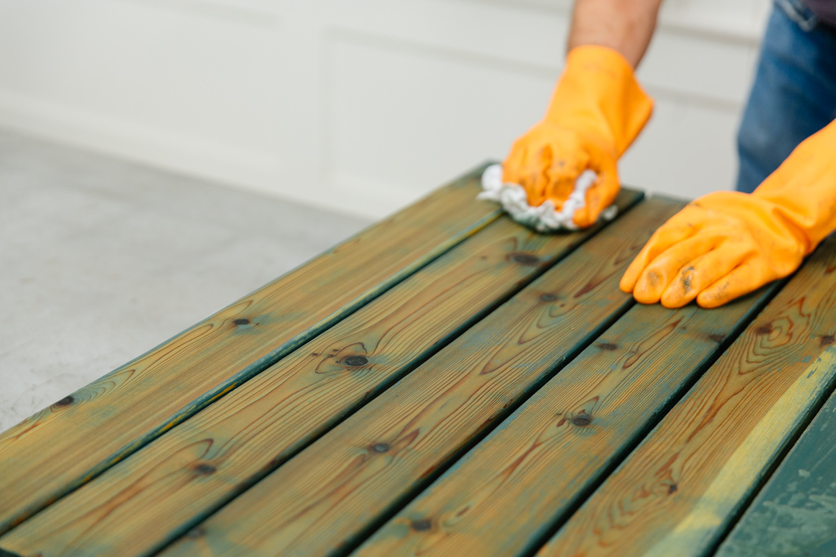 The Best Way to Remove Paint From a Wood Deck