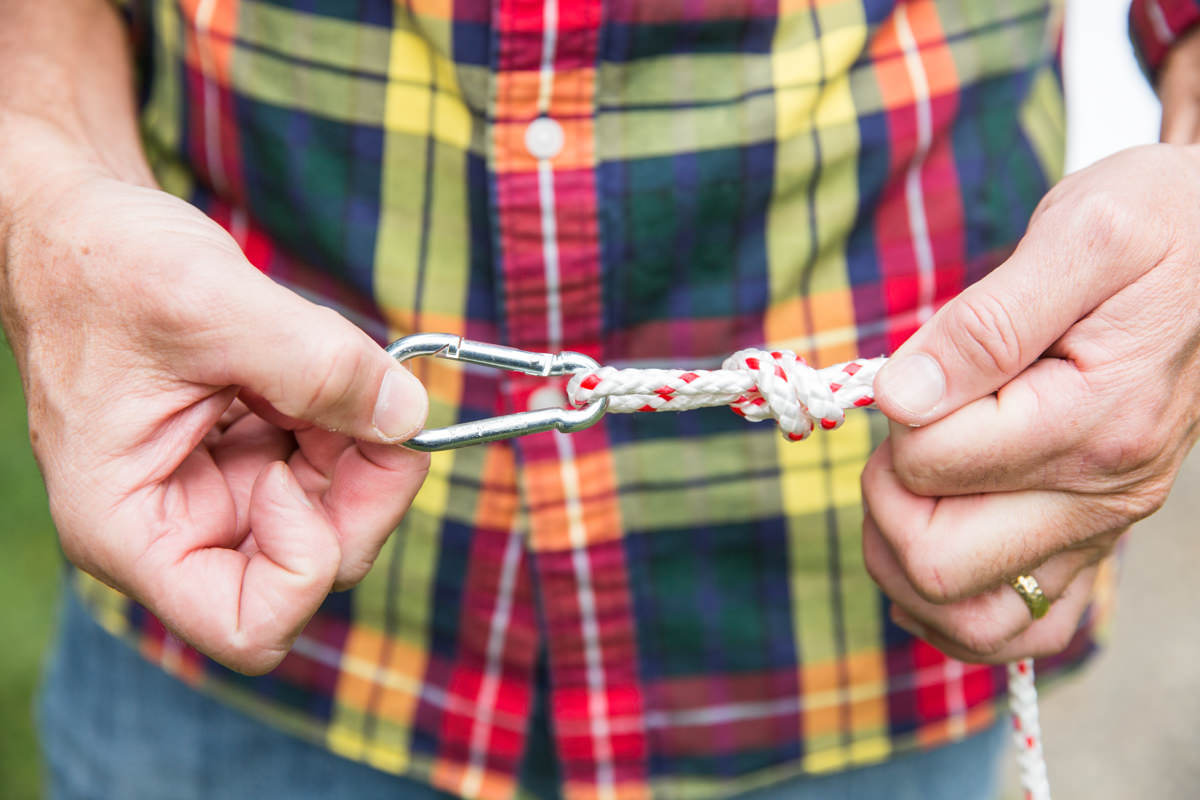 attach hook to rope