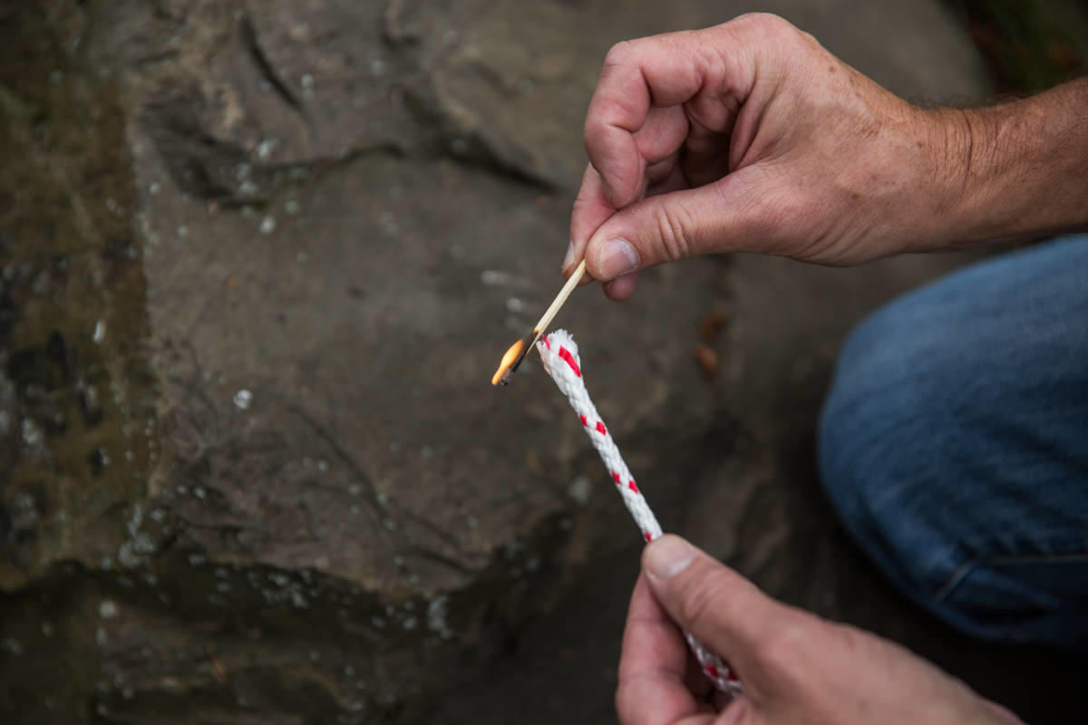 tarp rope end