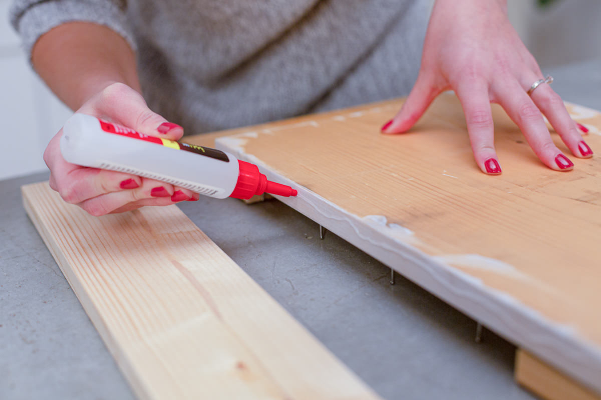 apply glue to the side of board apply glue to the side of board
