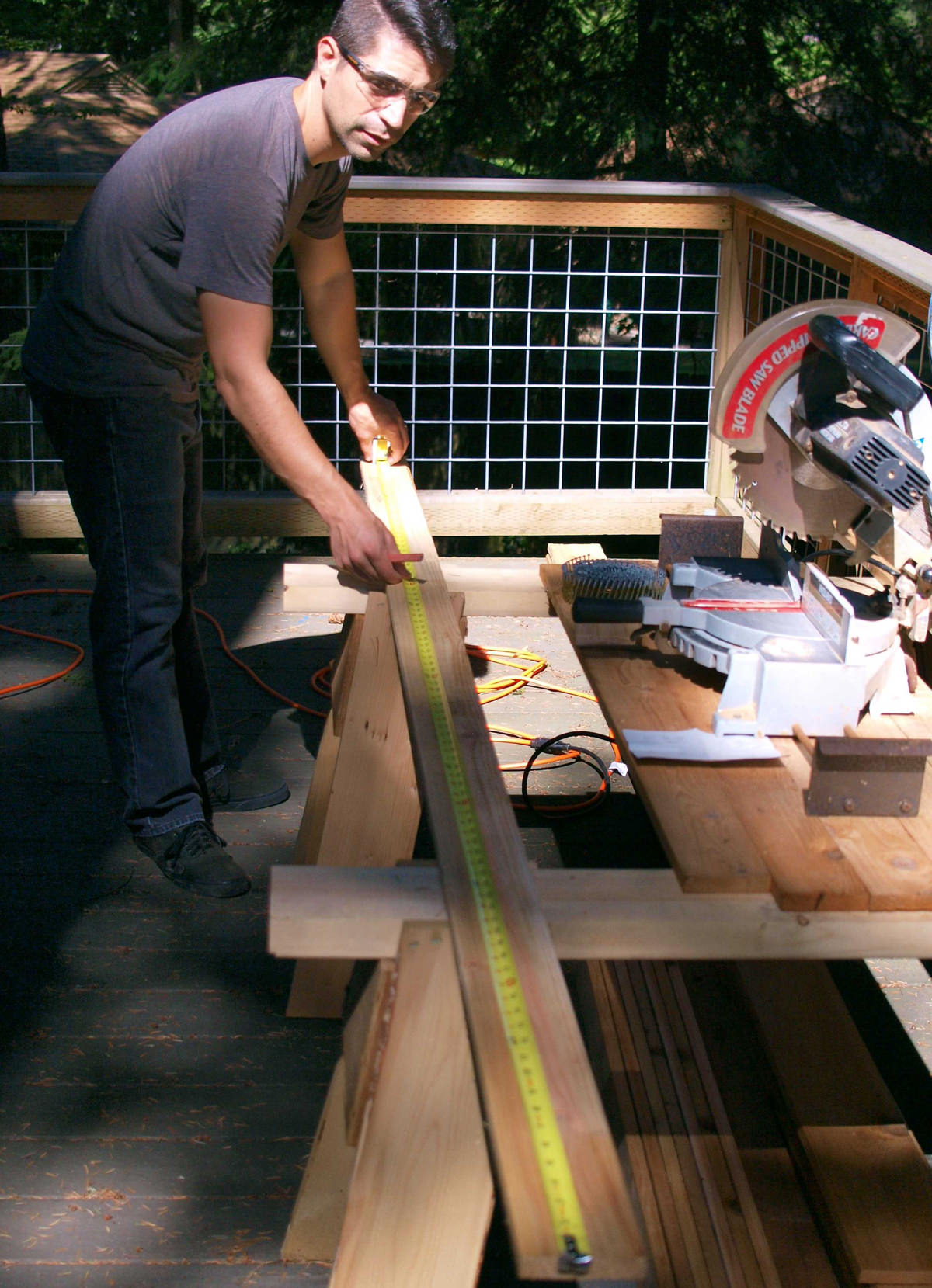 How To Build A DIY Backyard Fence Part ll DIY Modern Fence Dunn DIY