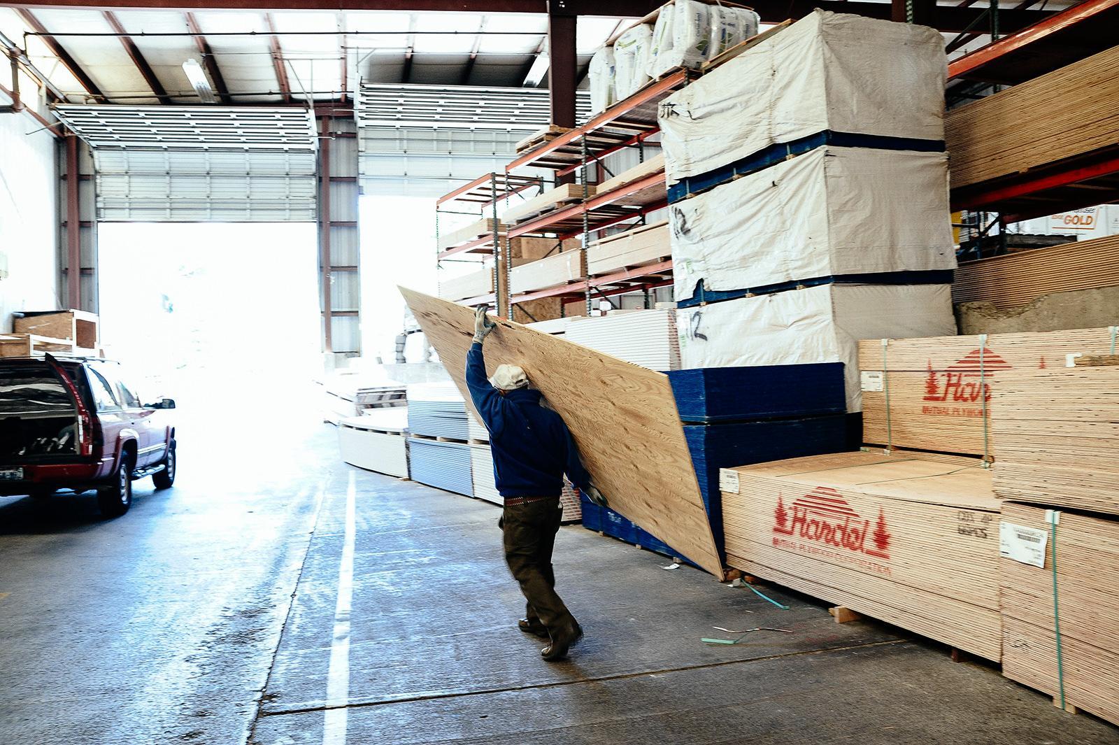 How to Choose A Plywood Panel