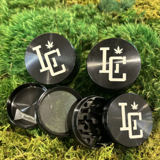 Liberty US-Box WEEDFIN 22cm(35cm)中古美品 Liberty 4-Piece Grinder | Black at Liberty (Philadelphia)