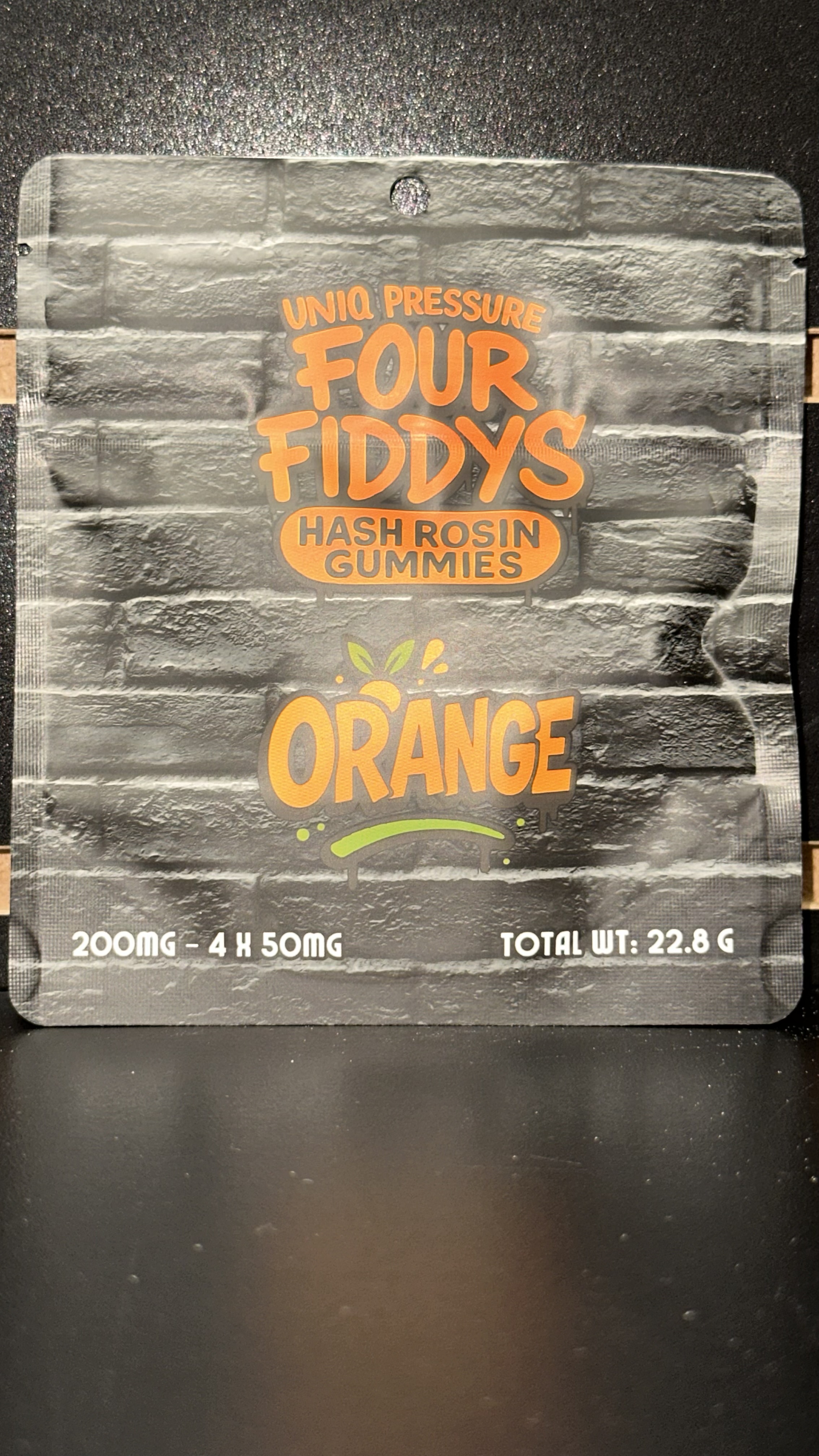Uniq Pressure - Four Fiddys - Orange - 200mg Rosin Gummies (4x50mg)