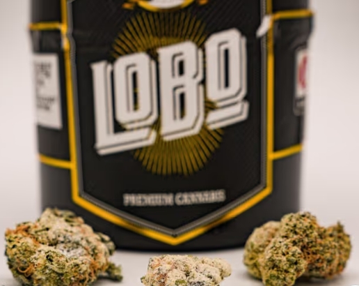 LOBO Snow Caps  - Gelato - 3.5g - Diamond Infused Flower