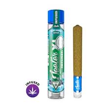 Jeeter XL - Blue Dream - 2g Rosin Infused Preroll