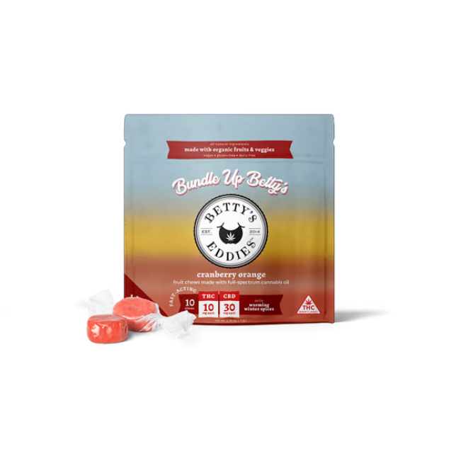 Bundle Up Betty's - Cranberry Orange - 1:3 THC:CBD - Fruit Chews - 100mg (10pk)