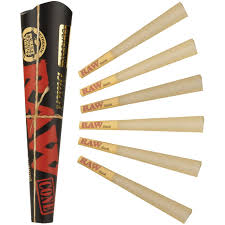 RAW Classic Pre-Rolled Cones | 6pk | 1 1/4" | Black product photo