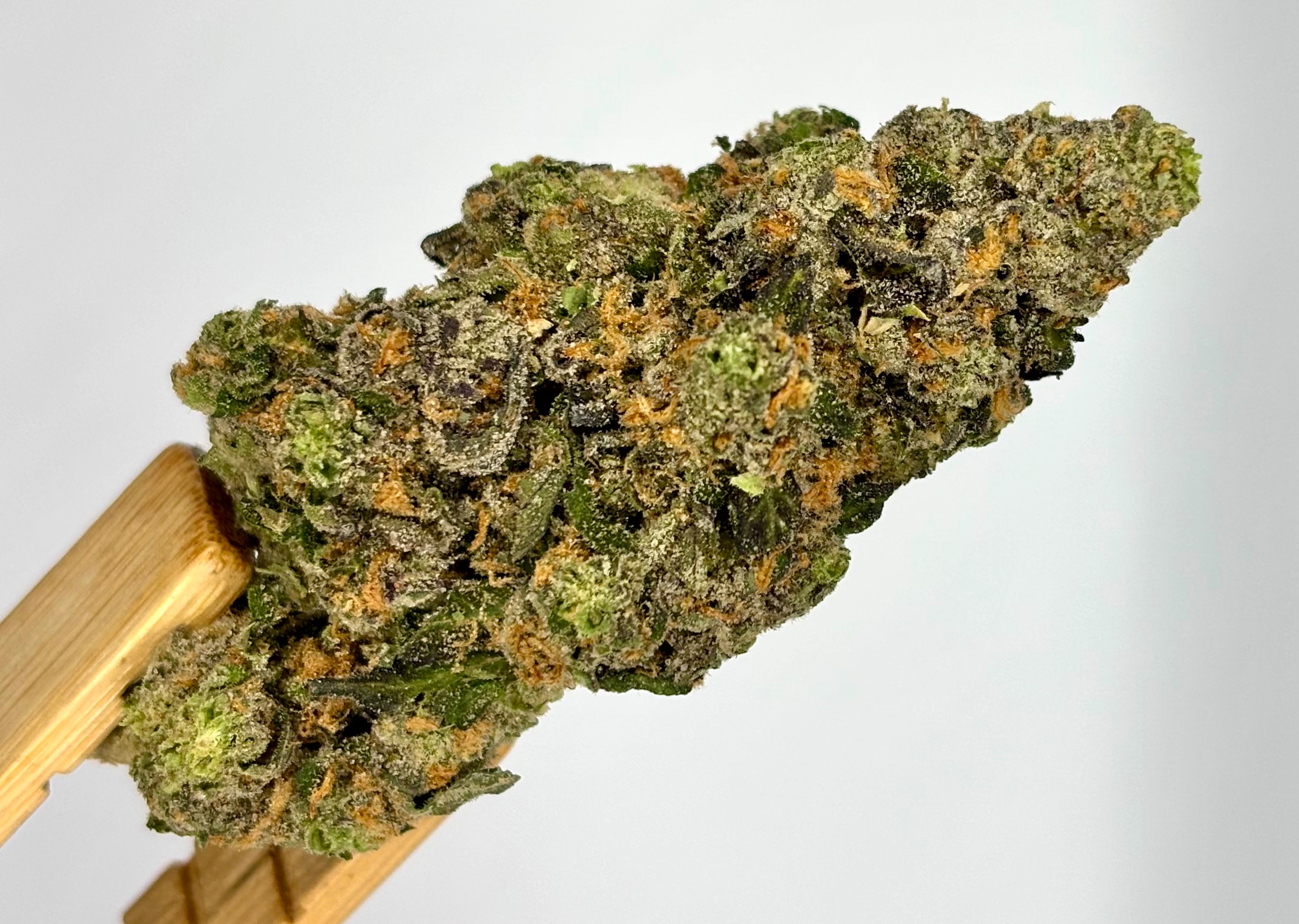 Glorious Cannabis | Banapple Phone | Bulk Flower