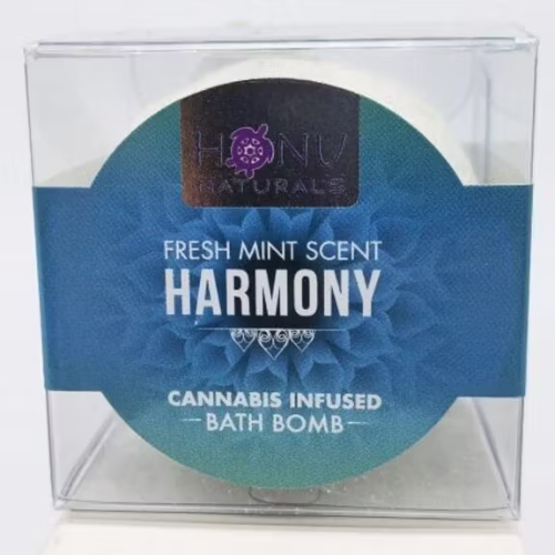 Honu Oatmeal Mint Bath Bomb(THC:135.04) 3oz