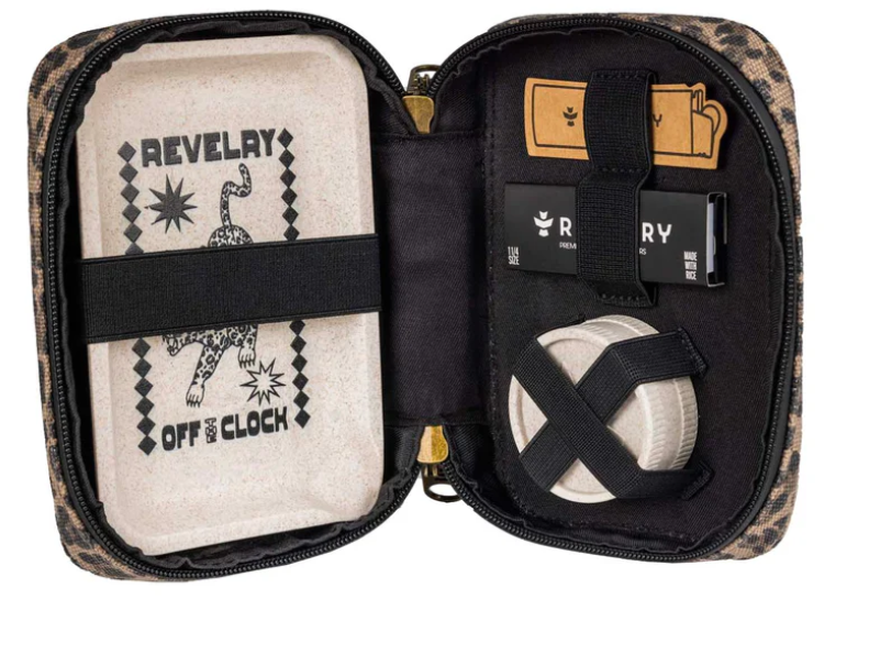 Revelry The Rolling Kit Traveler - Leopard