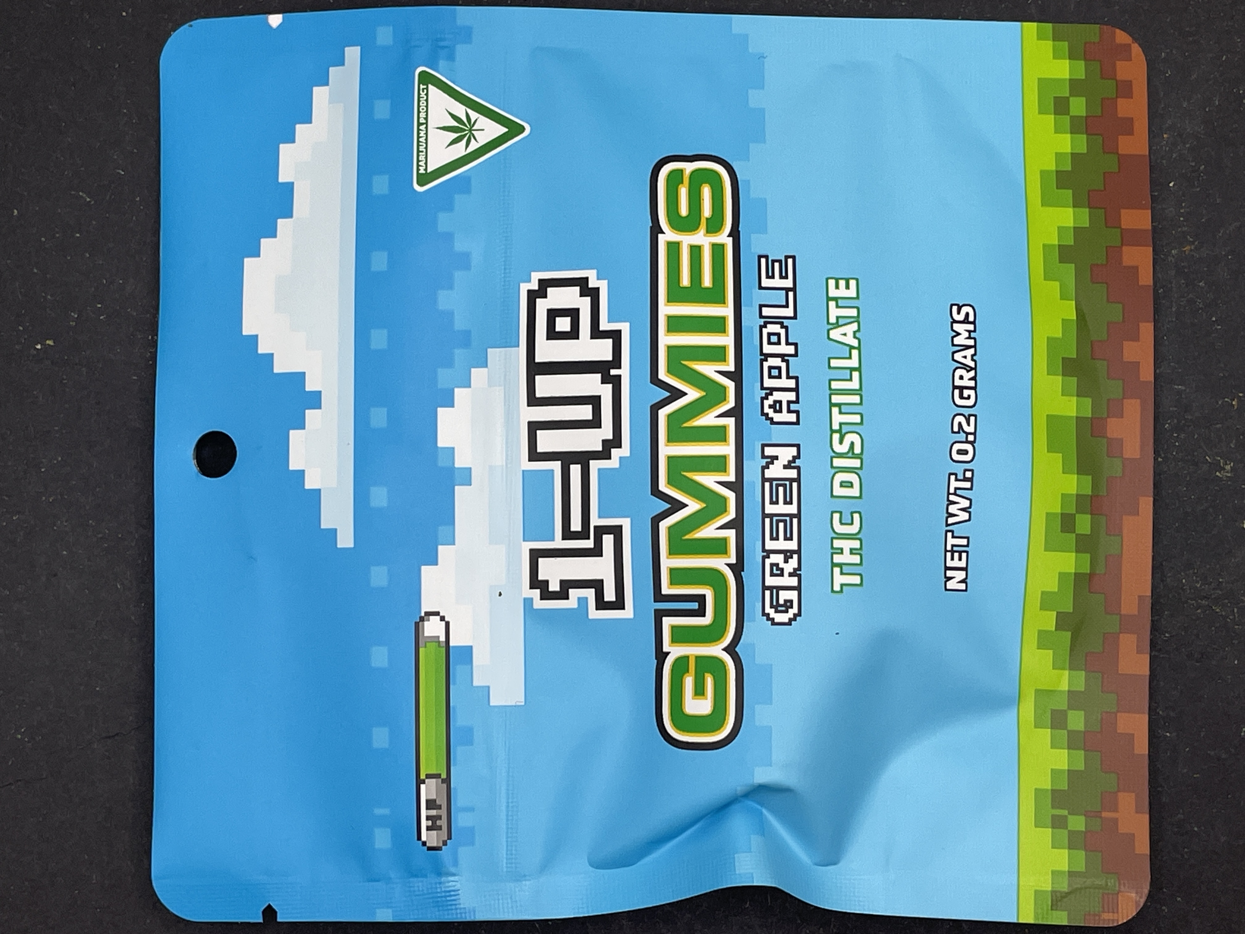 | 1 UP Gummy : Green Apple 200mg gummy |