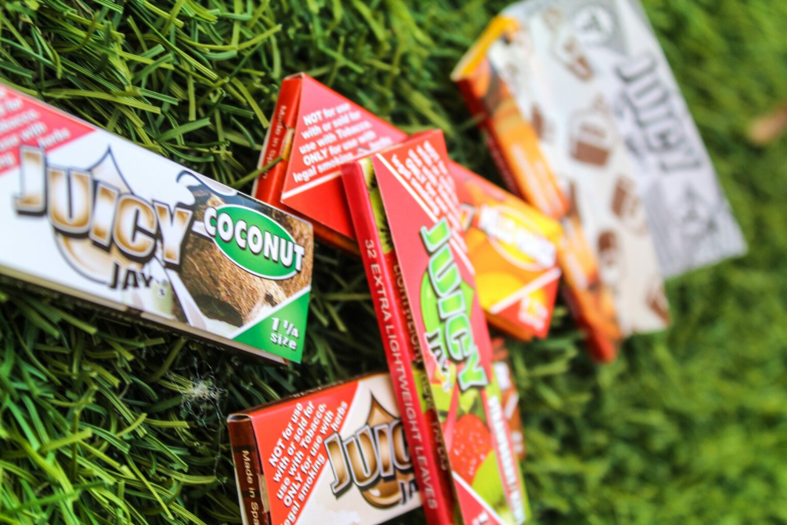 $4 Juicy Jays Vanilla Ice Papers 1 1/4