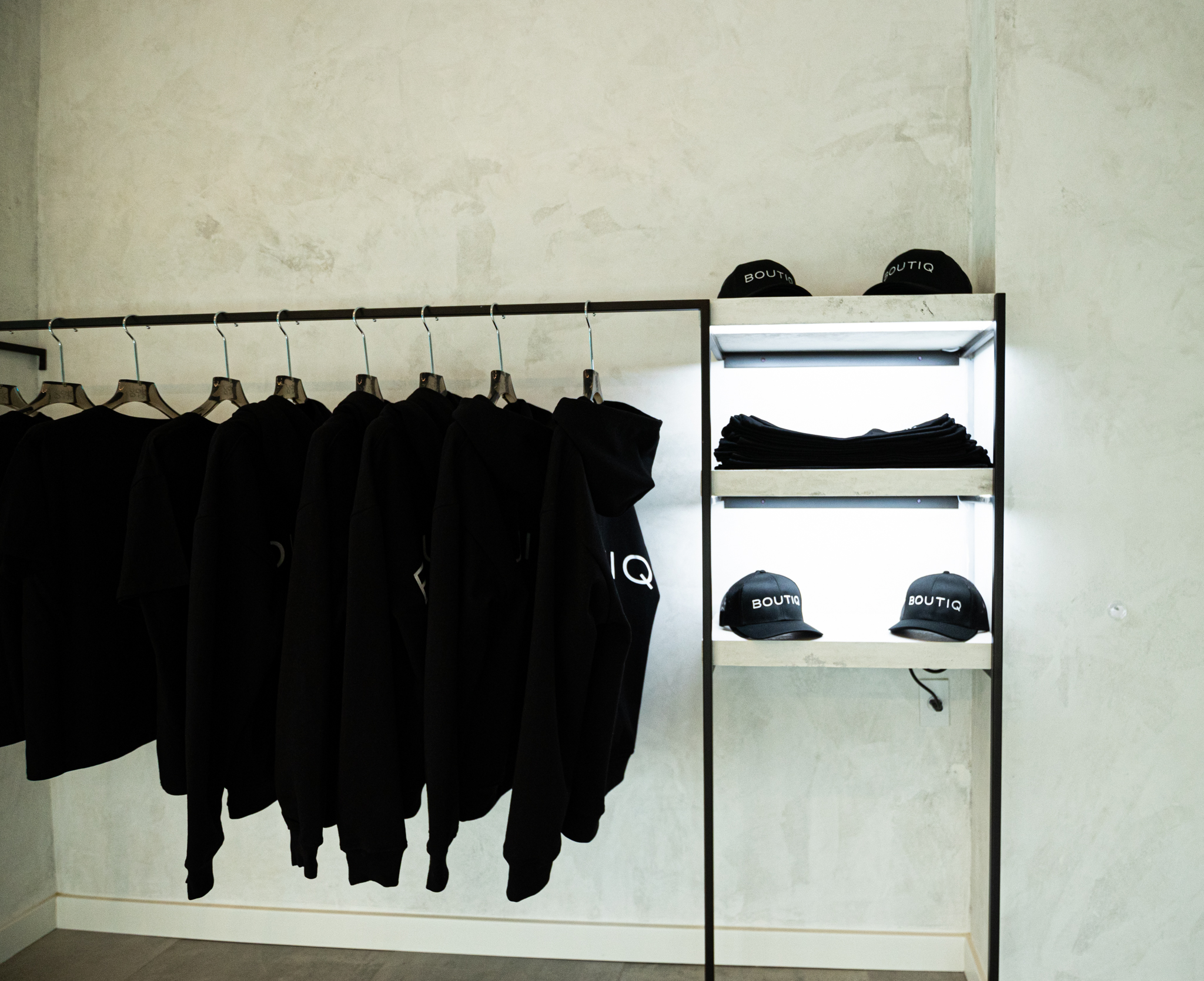 Embroidered Sweatshirt Black M
