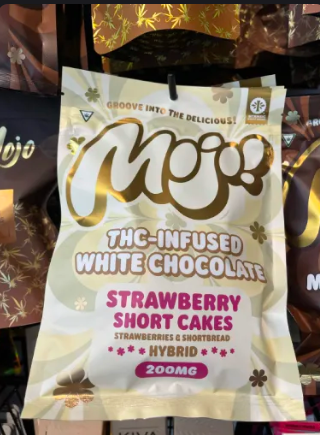 Mojo | Strawberry Short Cakes | Infused Chocolate | 200mg | Hybrid