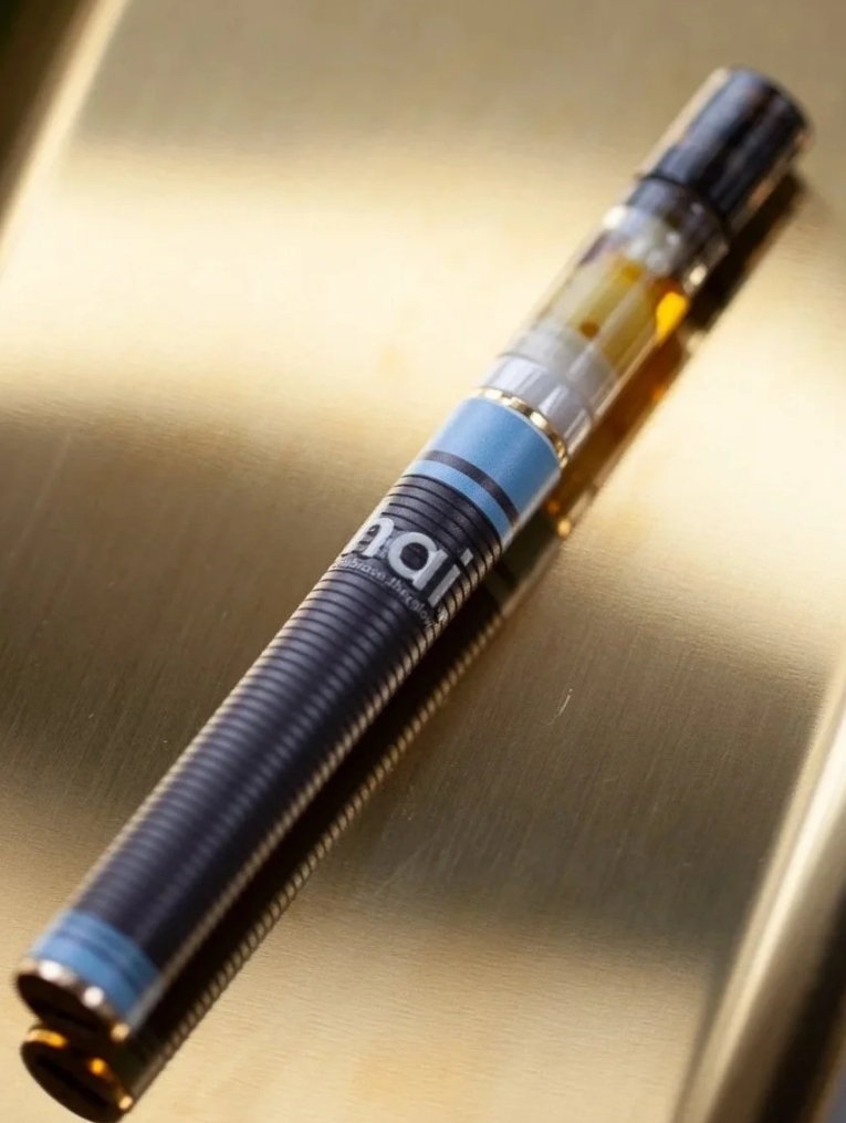 hai. | AIO 0.5g Live Rosin Vape | Berry Cooler
