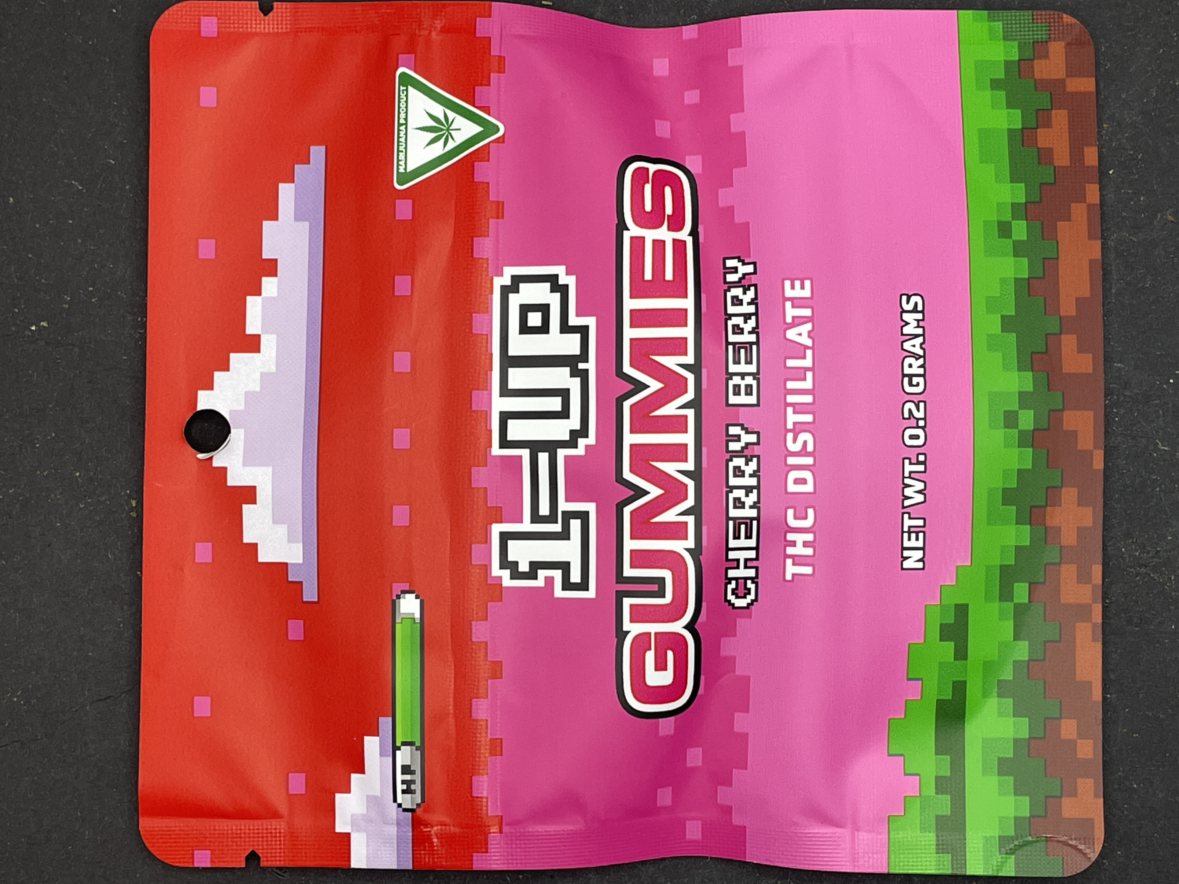 | 1 UP Gummy : Cherry Berry 200mg gummy |