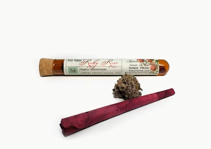 Ruby Farms - Strawberry Fields Rose Petal Preroll - 1.5g