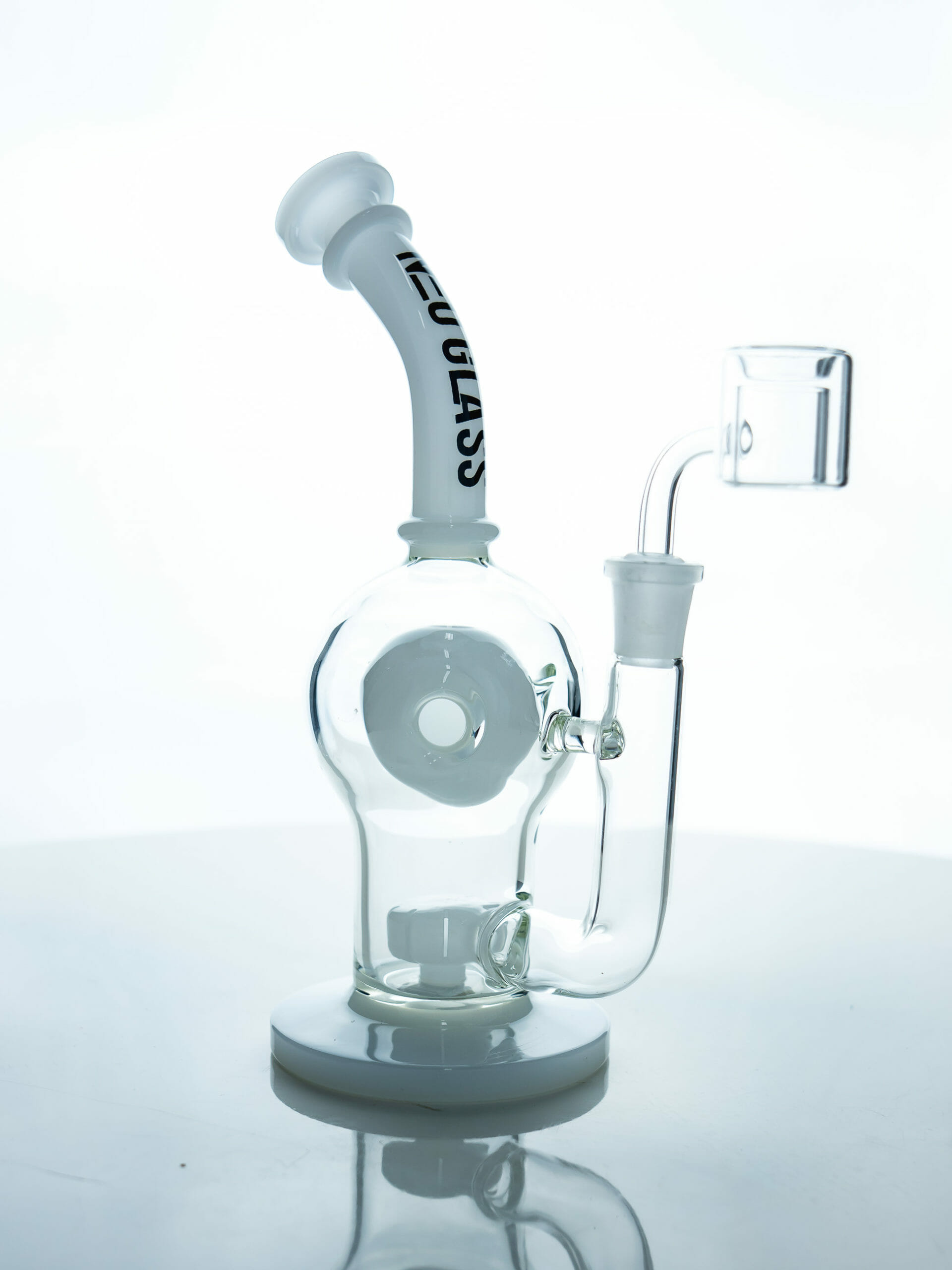 GLASS - CONCENTRATE RIG - 8" - SHOWER HEAD GLOBE