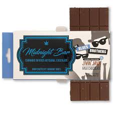 Midnight Roots Chocolate Bar 200mg Jivin Java