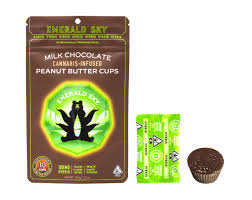 Milk Chocolate Peanut Butter Cups 10PK 100MG Hybrid