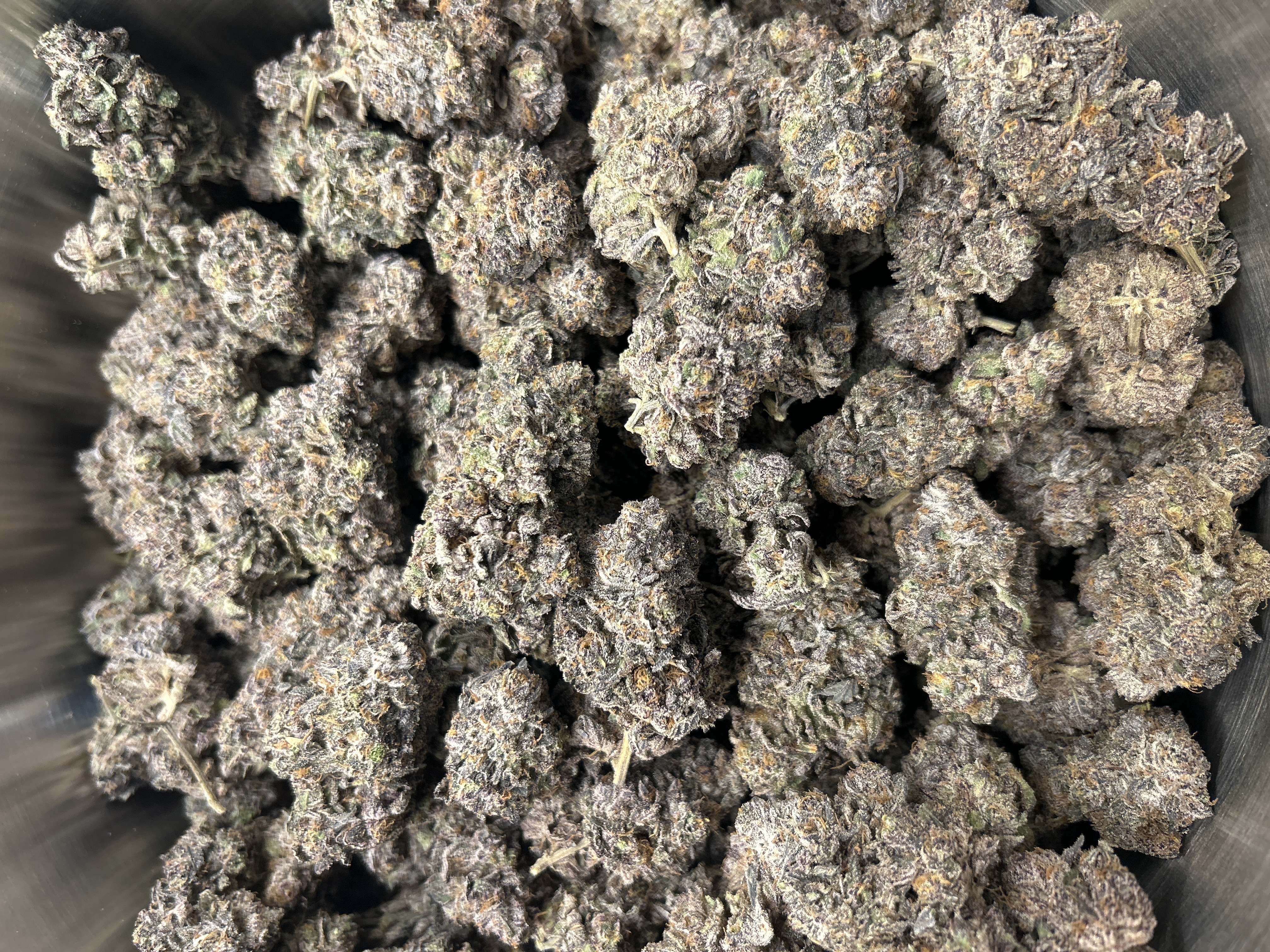 Aura | Red Hotz | Buds | 2% Terps