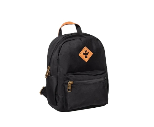 REVELRY The Shorty: Black