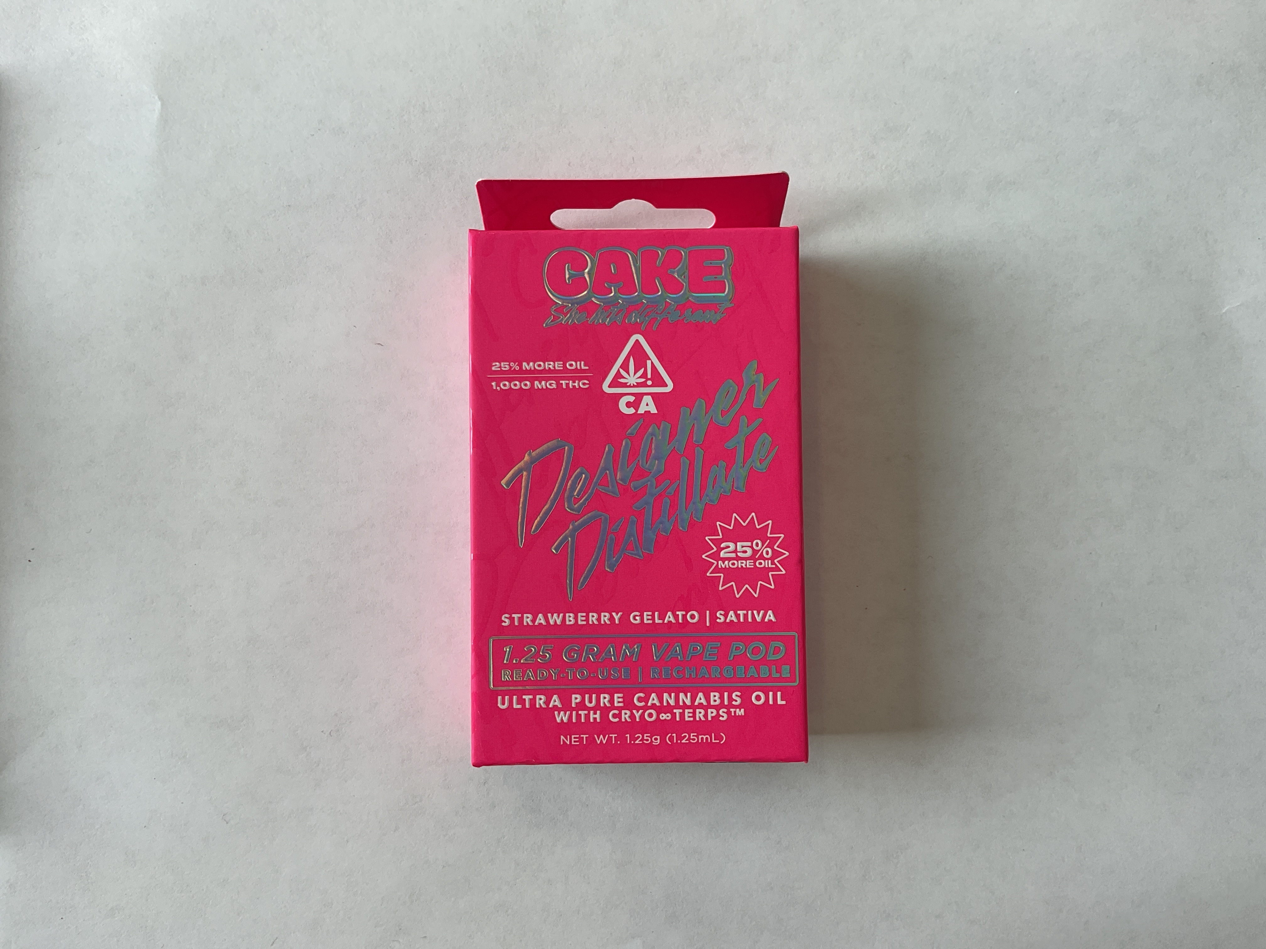 CAKE - DISPOSABLE (DISTILLATE) - - SATIVA - STRAWBERRY GELATO