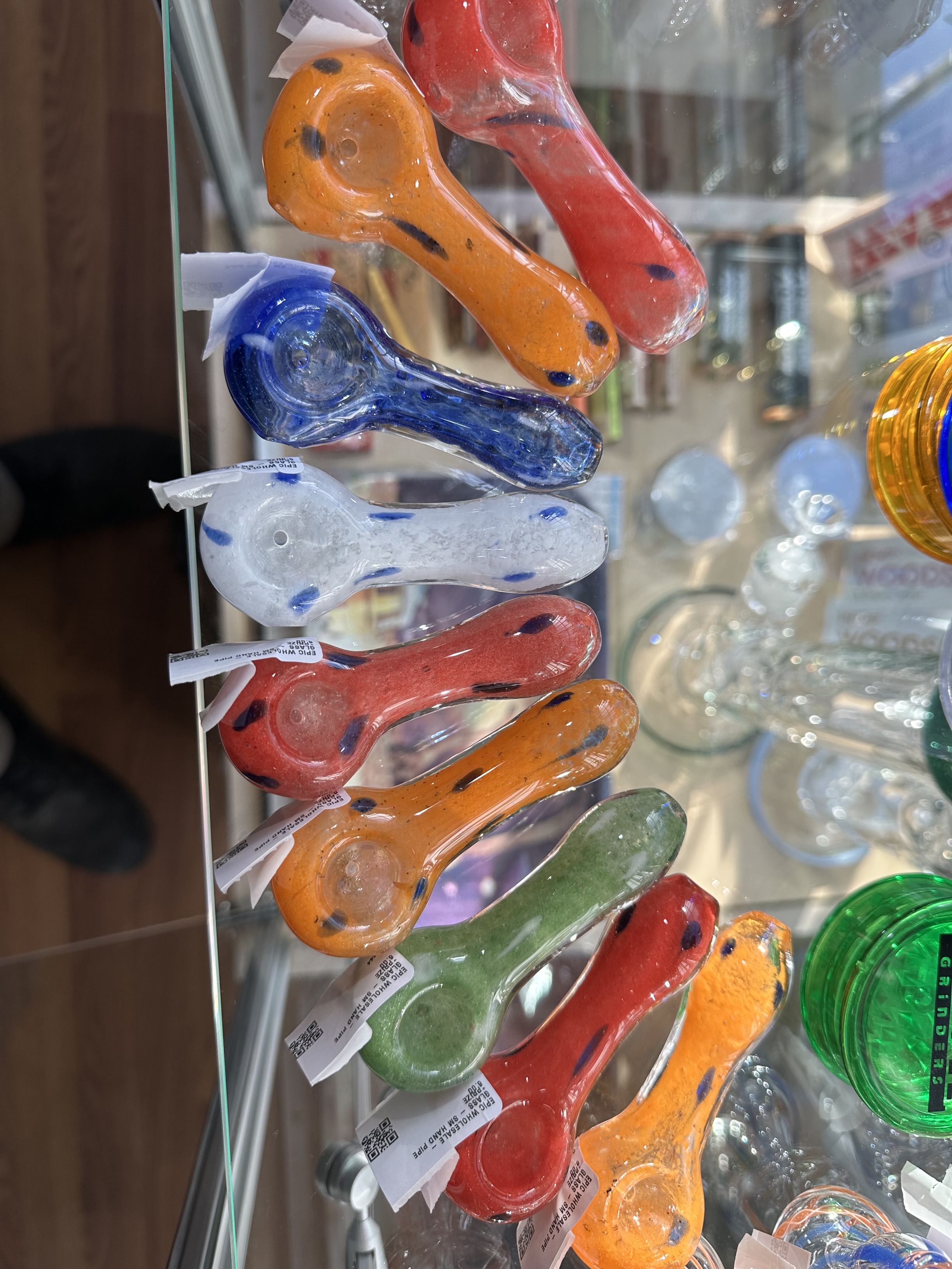 EPIC WHOLESALE - GLASS - SM HAND PIPE *PRIZE