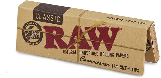 RAW Classic Connoisseur 1 1/4" Rolling Papers with Tips