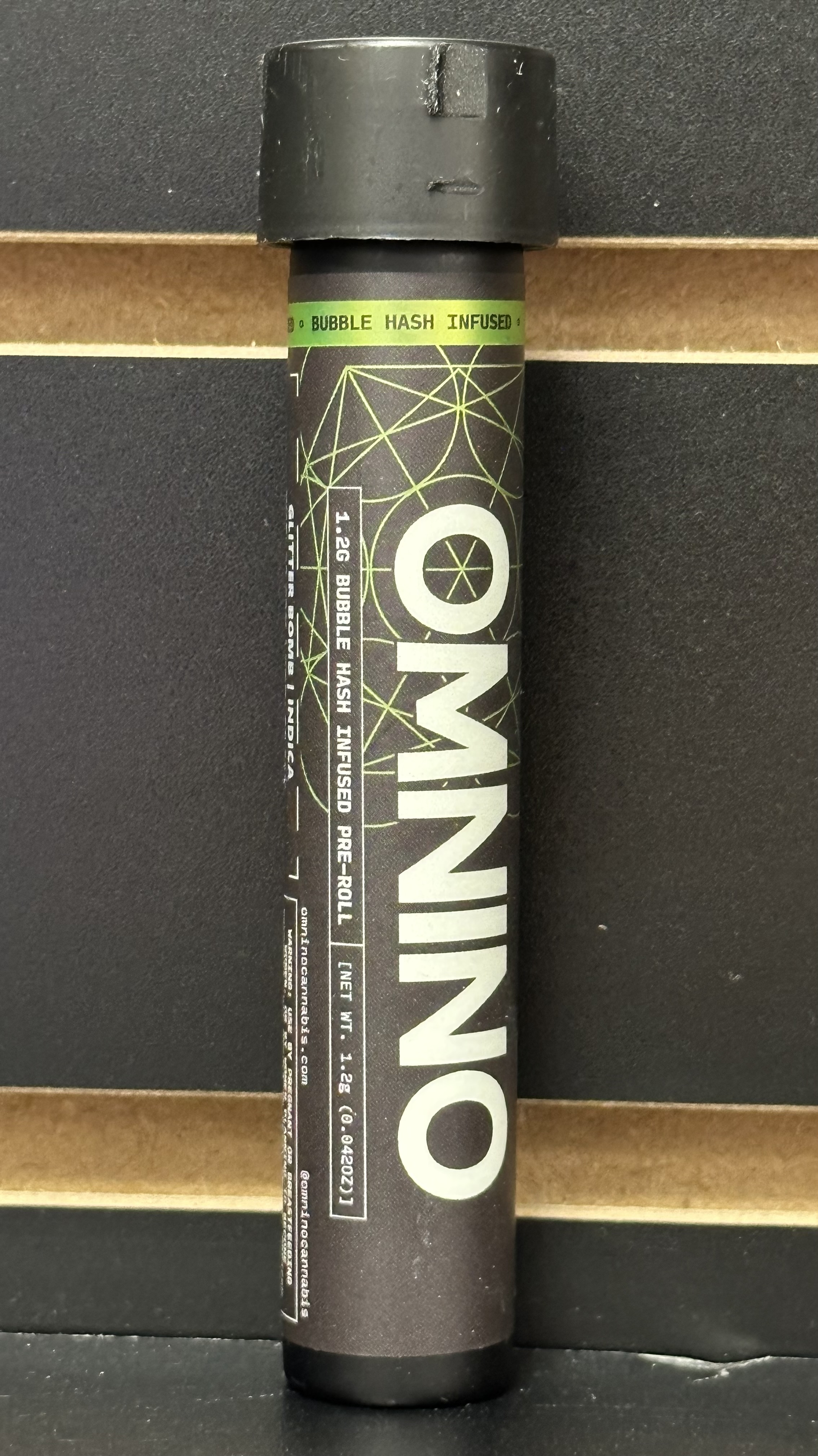 OMNINO | Glitter Bomb Pre-Roll