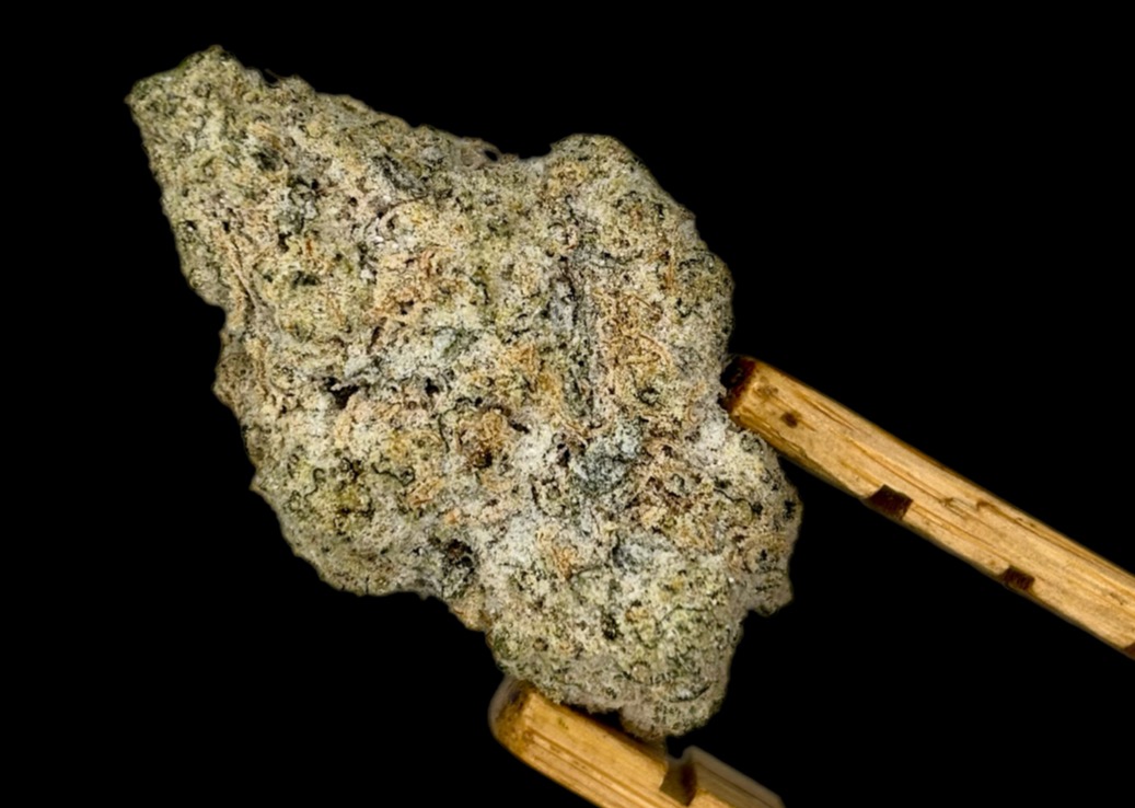 Smoorhouse | Bad Apple Candy | Bubble Hash & Diamond Infused Bulk Moonrocks | Purple Tier