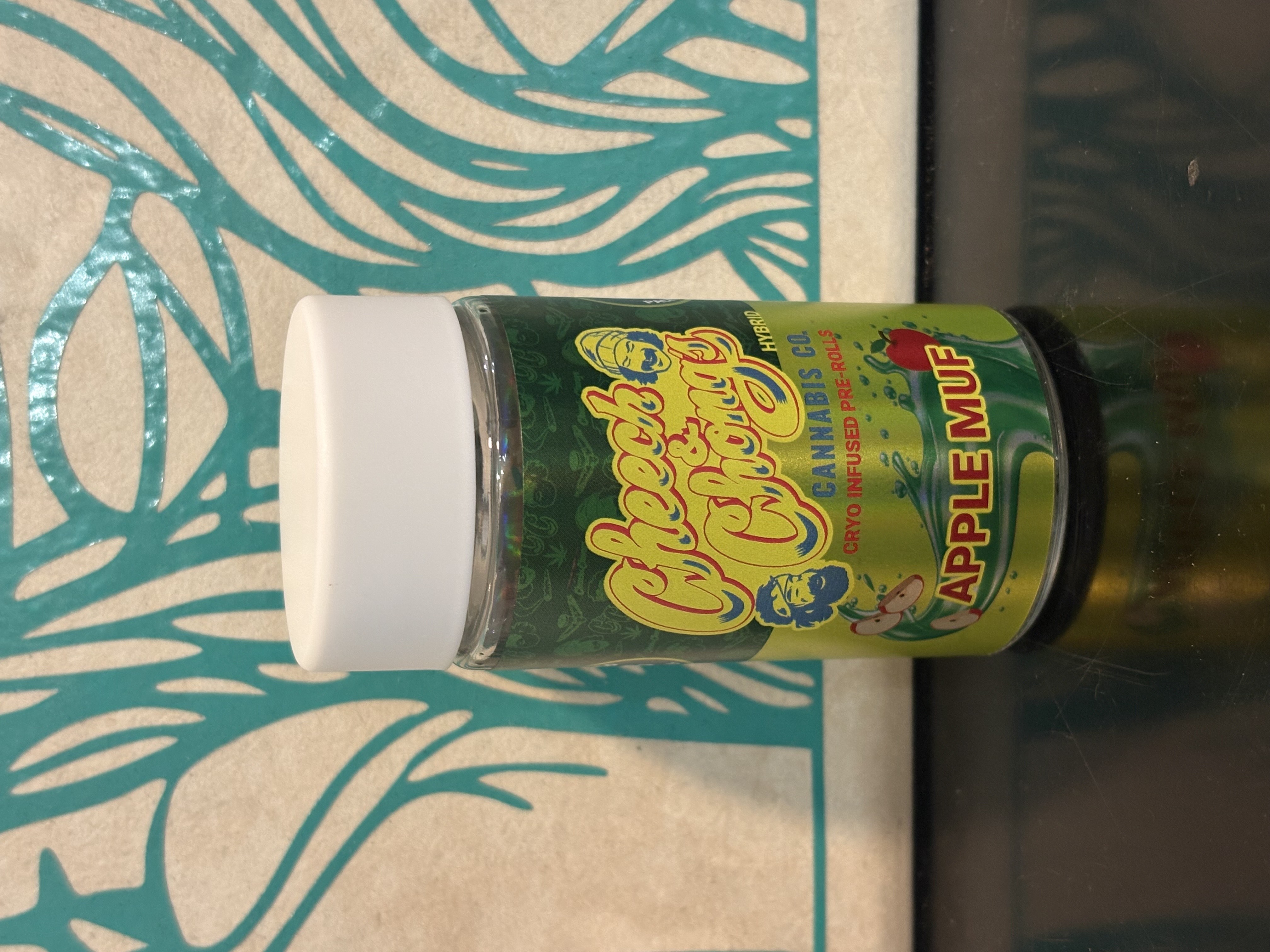 Cheech & Chong Cryo Infused 6pk Apple Muf