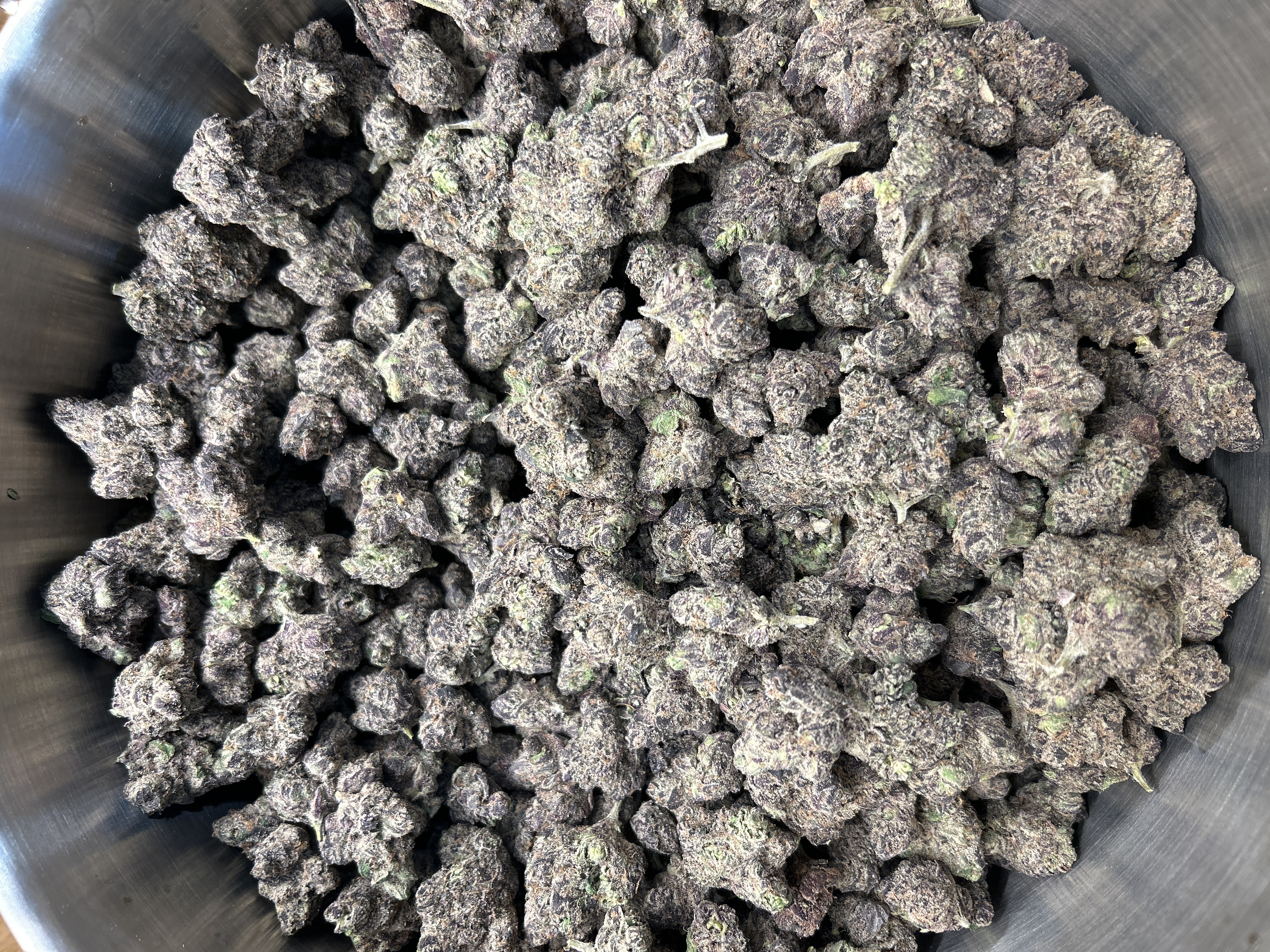 Aura | Toad Venom | Buds | 1.5% Terps (1g) product photo