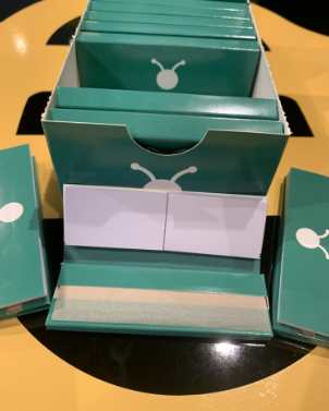 Grasshopper Cannabis 1/4 Rolling Papers