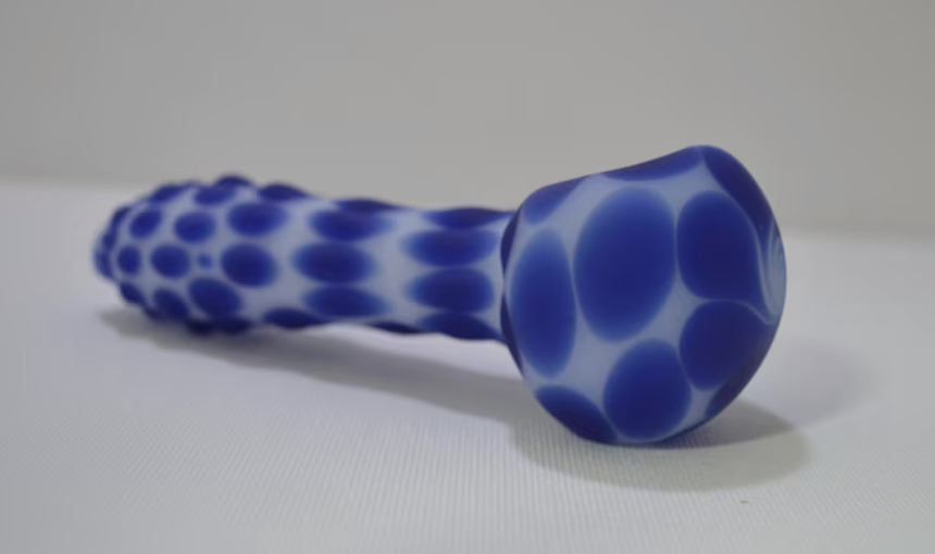 Matte Blue & White Turtle Design Spoon Pipe