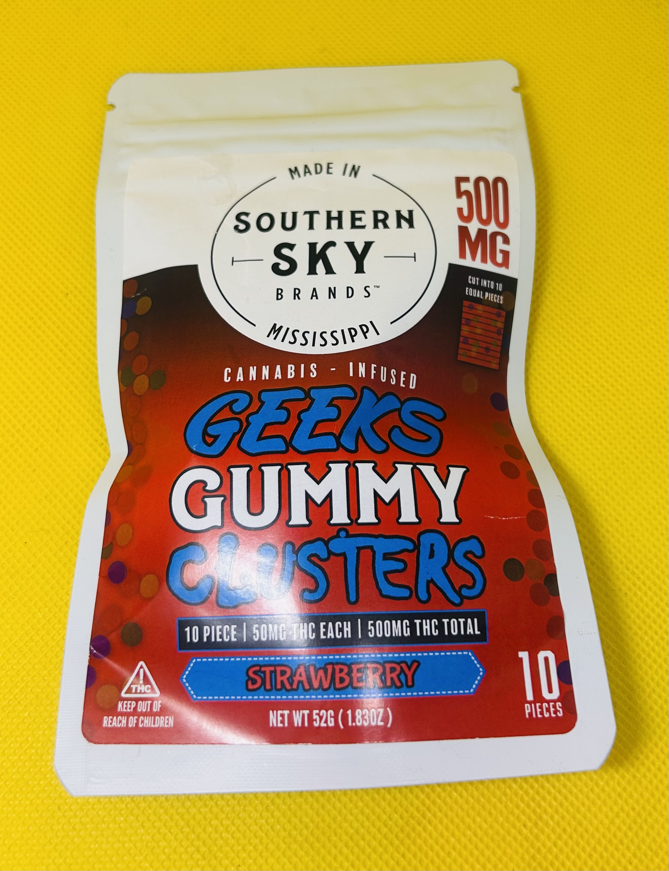 500mg | Strawberry Geek Gummy Clusters