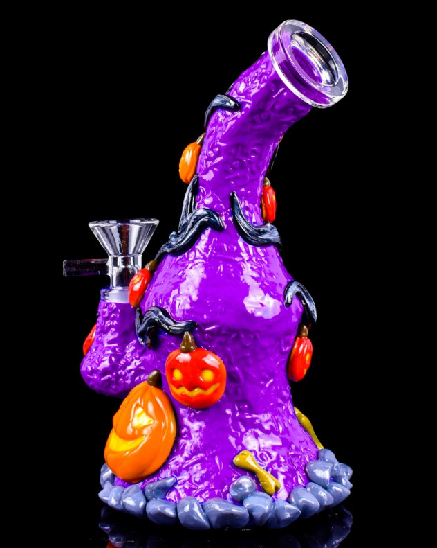 Bong Leaf Me Alone Im Haunting Halloween