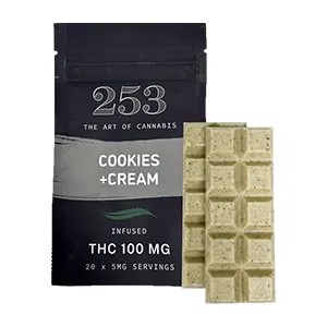 Cookies Cream White Chocolate Bar