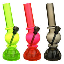 Mini Acrylic Waterpipe and Grinder product photo