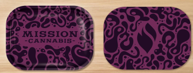 With Magnetic Lid
