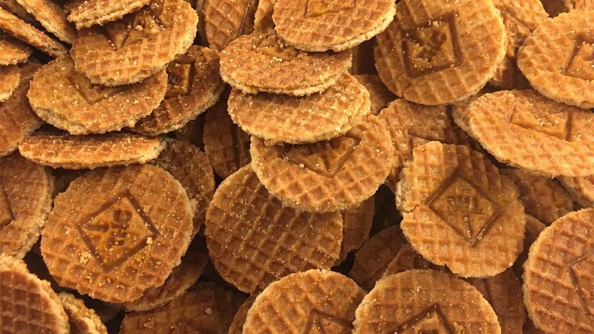 Strawberry Stroopwaffle Cookies - 100mg