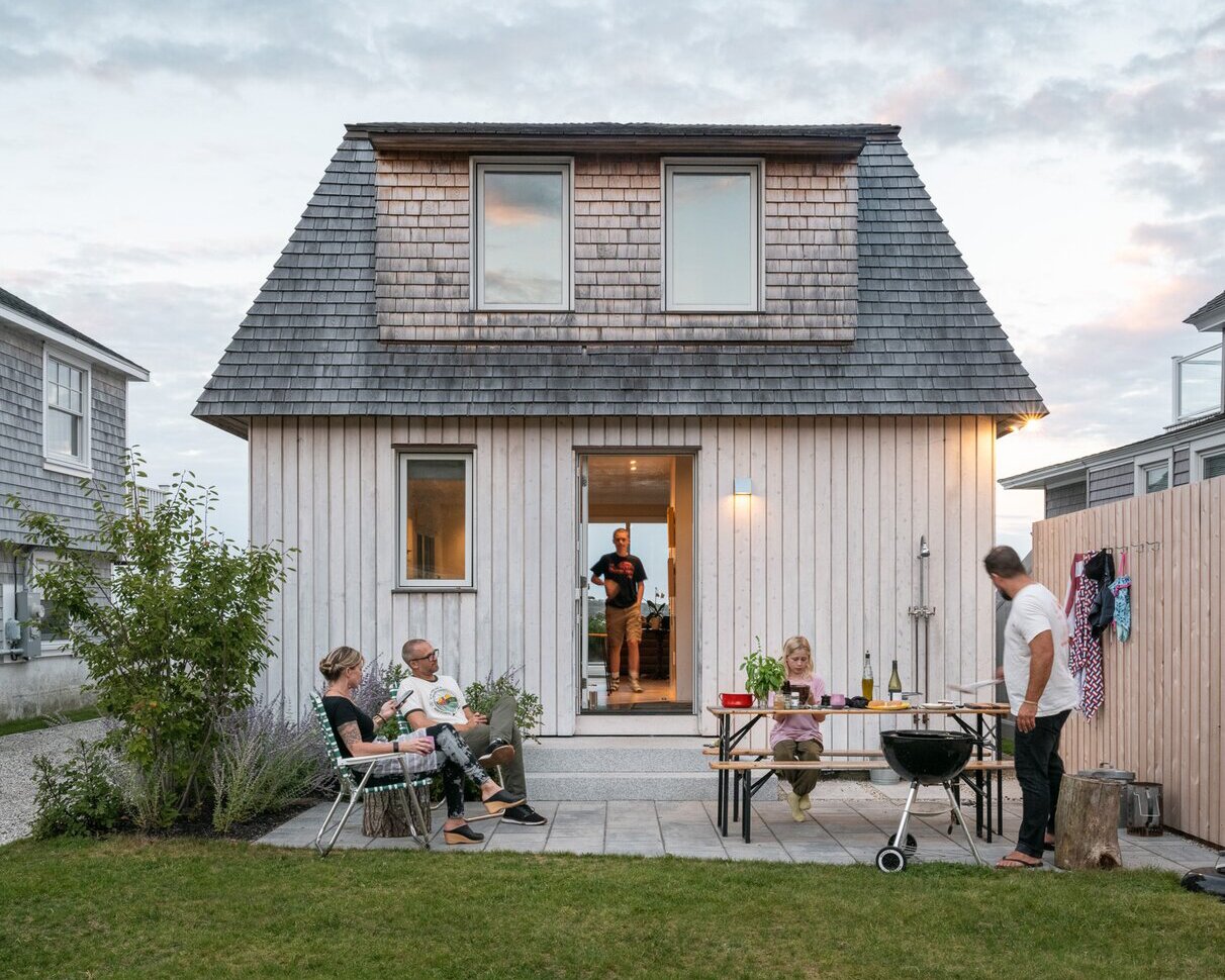 Construction Diary: This Architect's "Fugly" Beach House Has the Most Exquisitely Crafted Kitchen - Vimarsana News