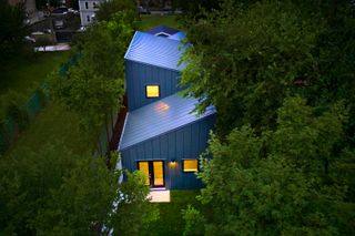 Chicago Is Experimenting with a Solution to Depopulation: New Housing on City-Owned Land