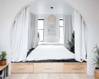 Built-Ins Bring Serenity to This Renovated 500-Square-Foot East Village Apartment