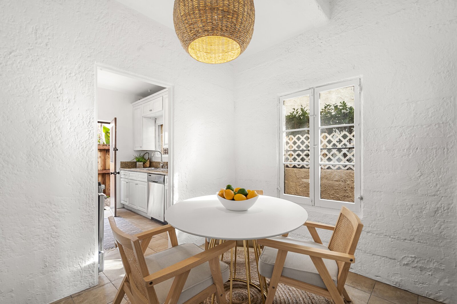 Photo 3 of 4 in Treasured History in Culver City by Luxury Homes