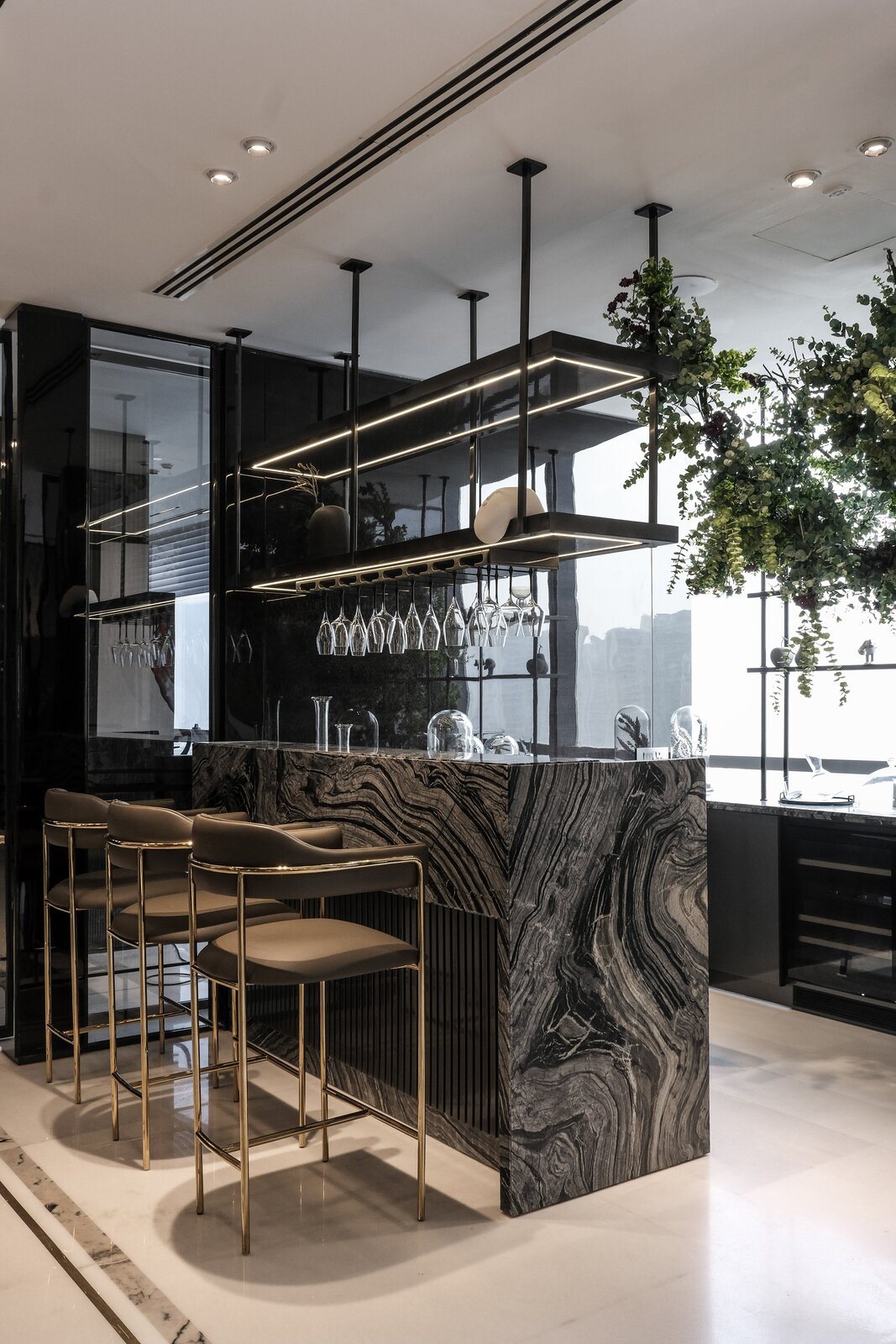 Photo 2 of 18 in Elan Office by Essentia Environments Dwell