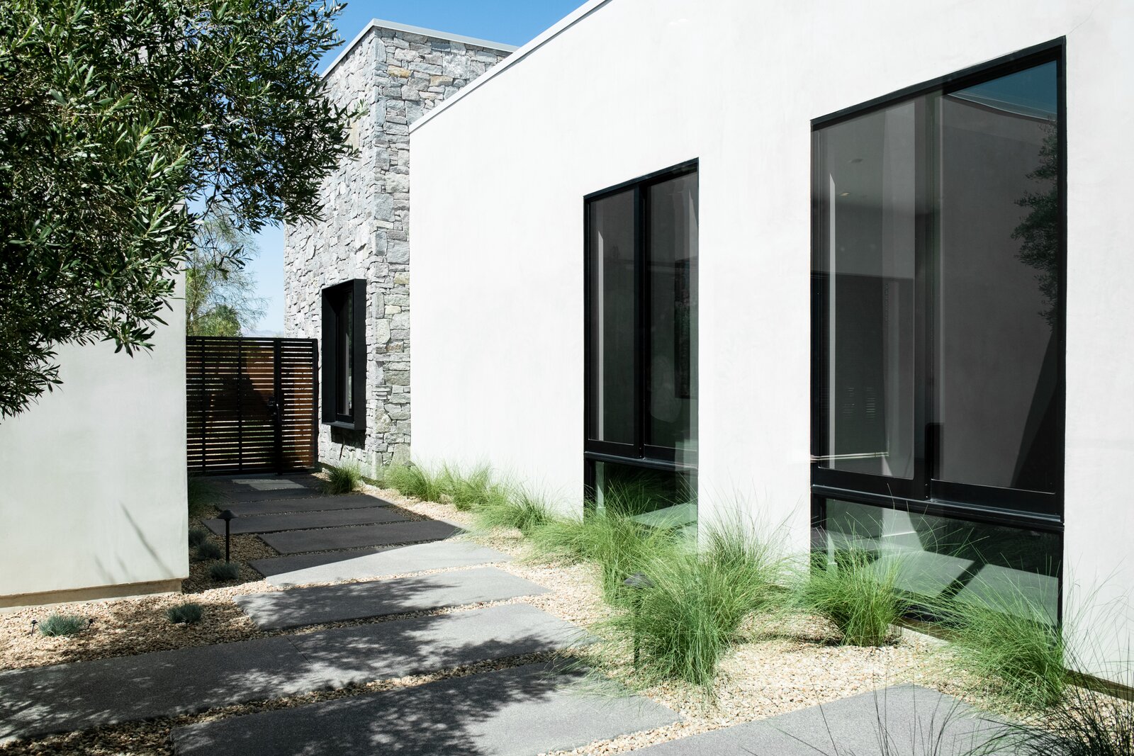 Photo 4 of 56 in Jewel Homes Stargazer model, listed for 2.9M, designed by Peter Lik by Gavin