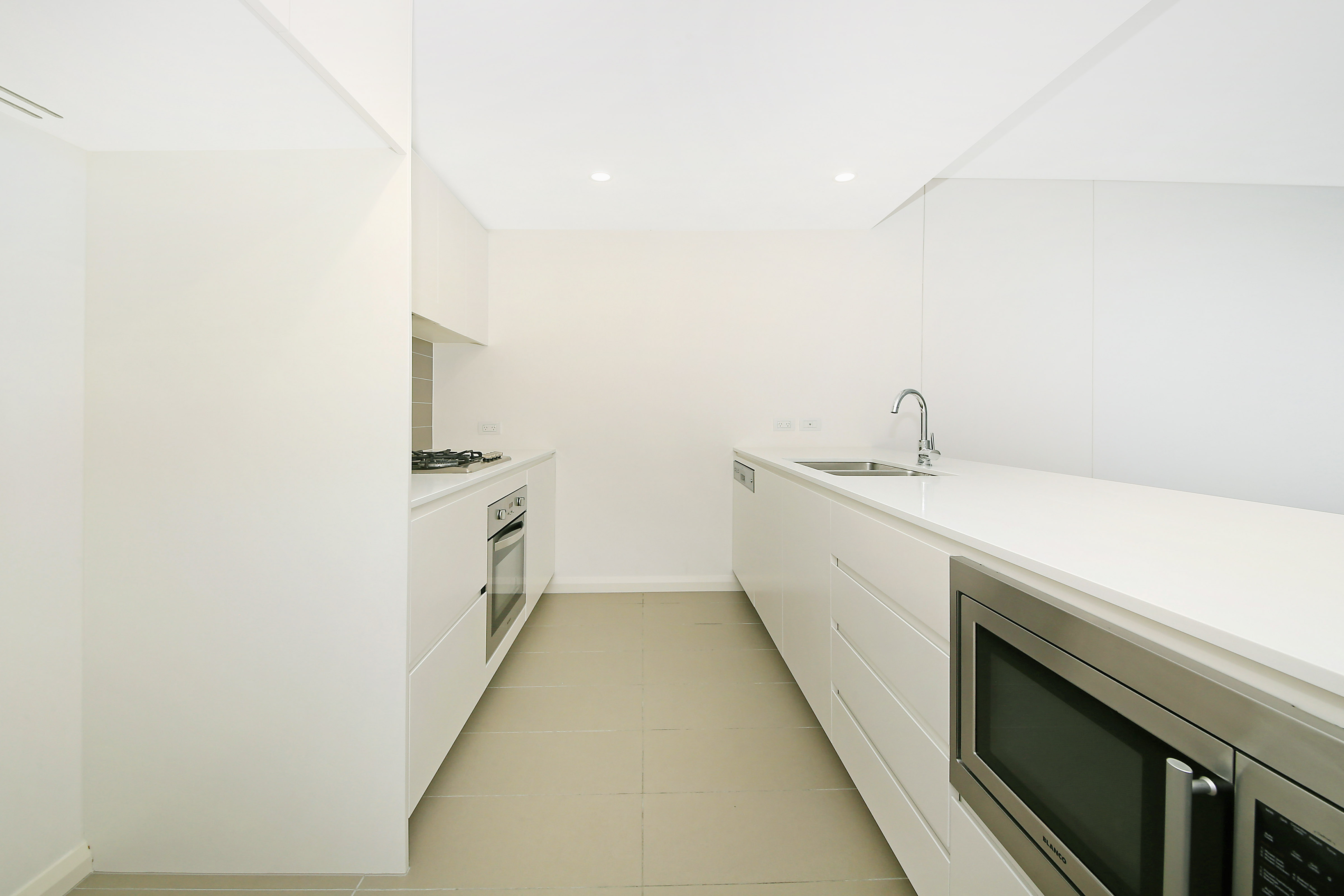 704 / 7 Stromboli Strait, Wentworth Point