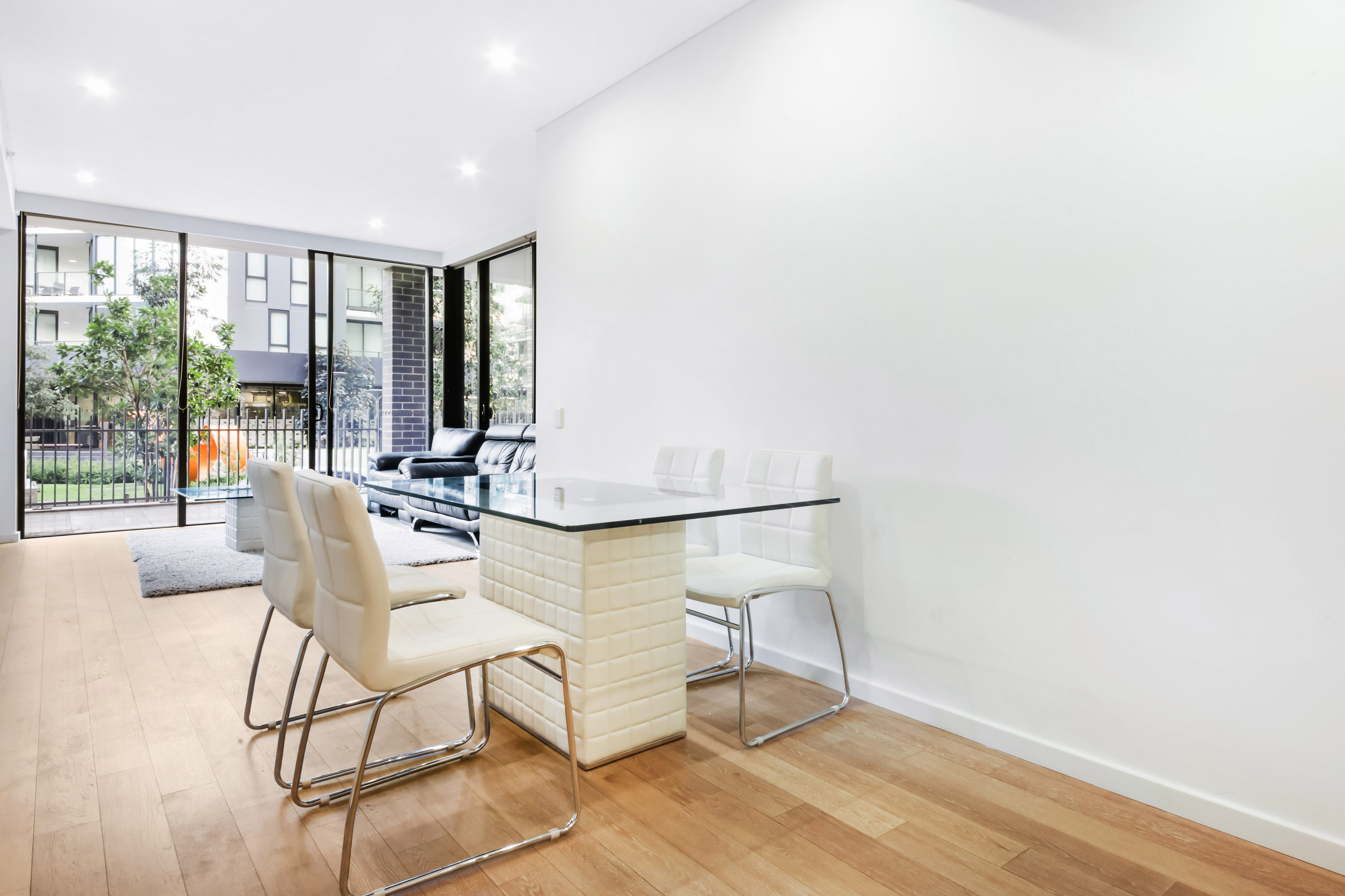 010C / 1 Muller Lane, Mascot